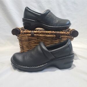 Born Concept B.O.C. Black Leather Upper Slip-On Mules Clogs Shoes Size 7